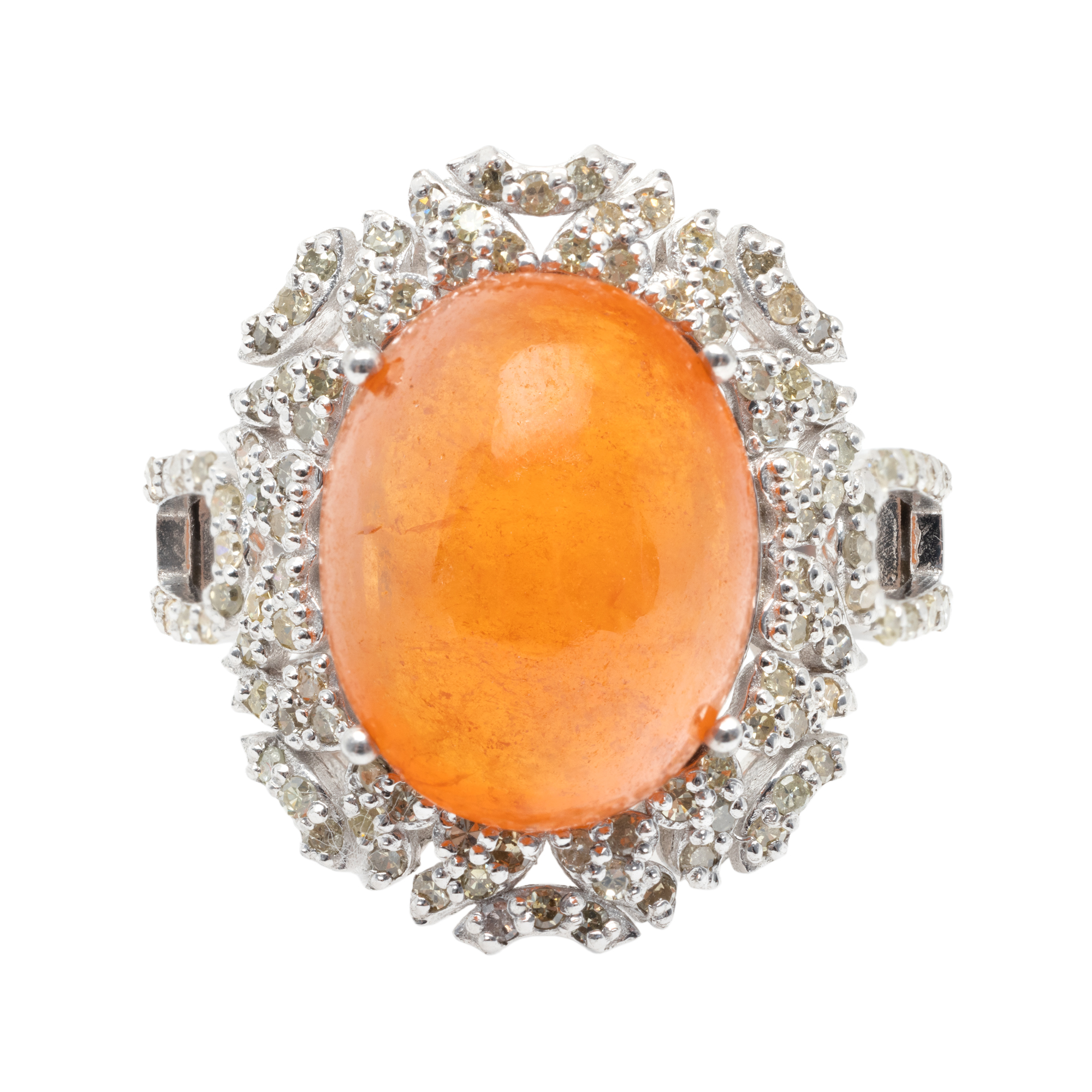 Silver ring, decorated with spessartine garnet and diamonds