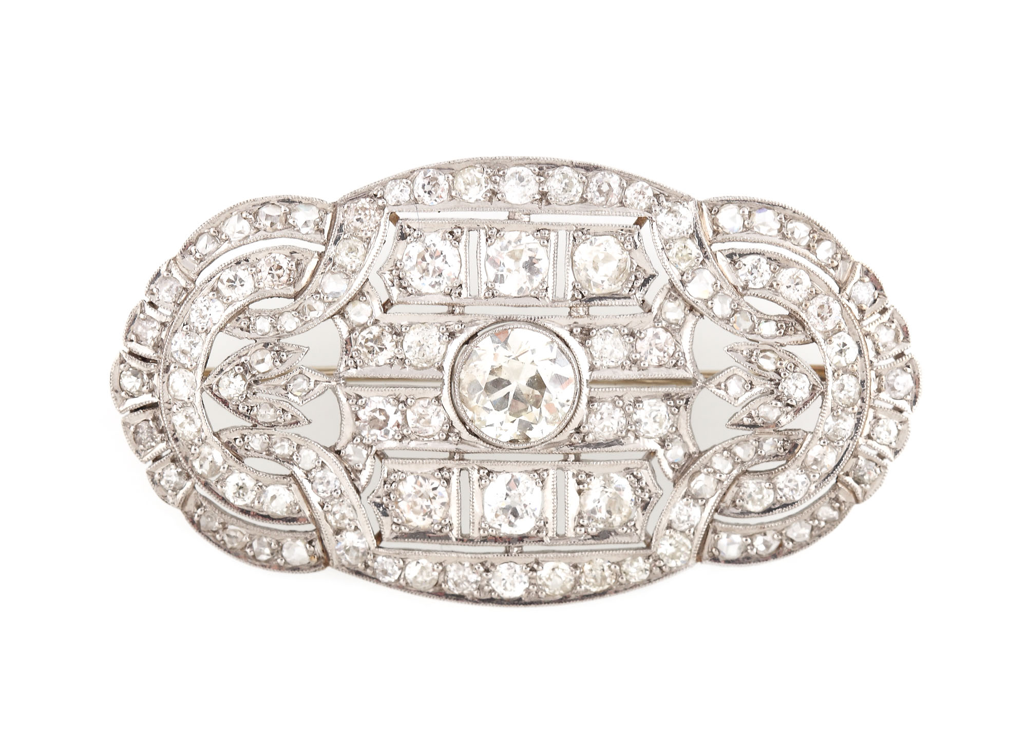 Extraordinară broșă Art Deco din platină, ornată cu diamante, cca. 1920-1930