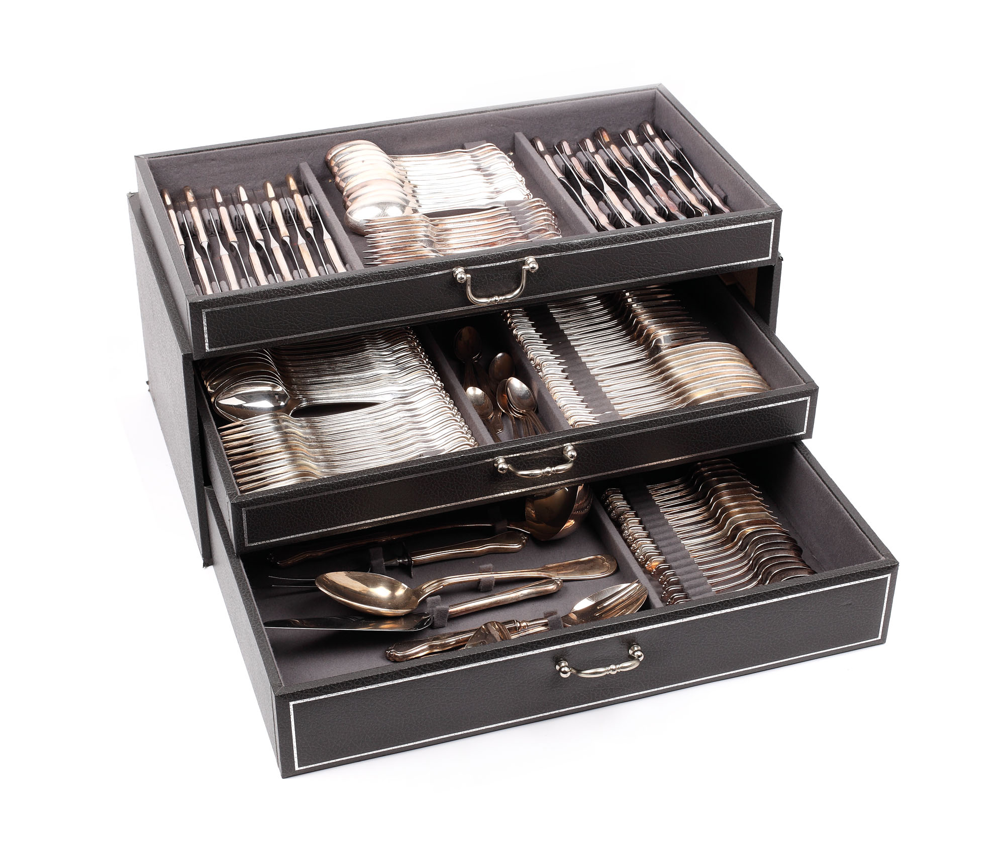 Set of Oneida silvered cutlery, service for 12