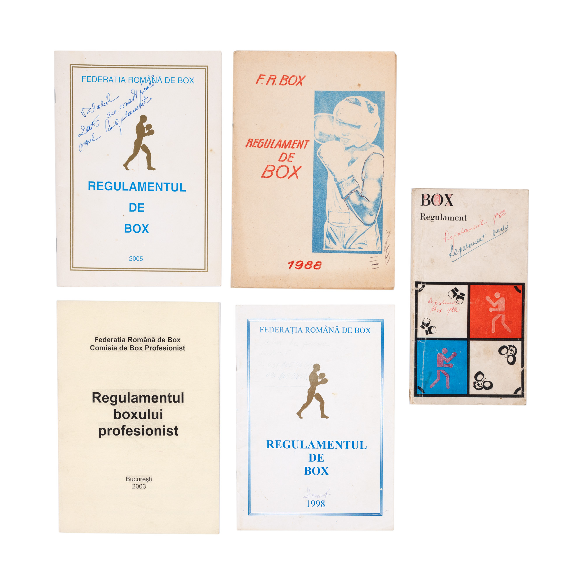 Lot format din cinci regulamente de box (1981, 1988, 1998, 2003, 2005), ce provin din colecția pugilistului și arbitrului de box Victor Paraschiv