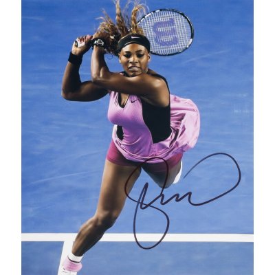 Fotografie reprezentând-o pe Serena Williams, cu semnătura olografă a acesteia, însoțită de certificatul de autenticitate