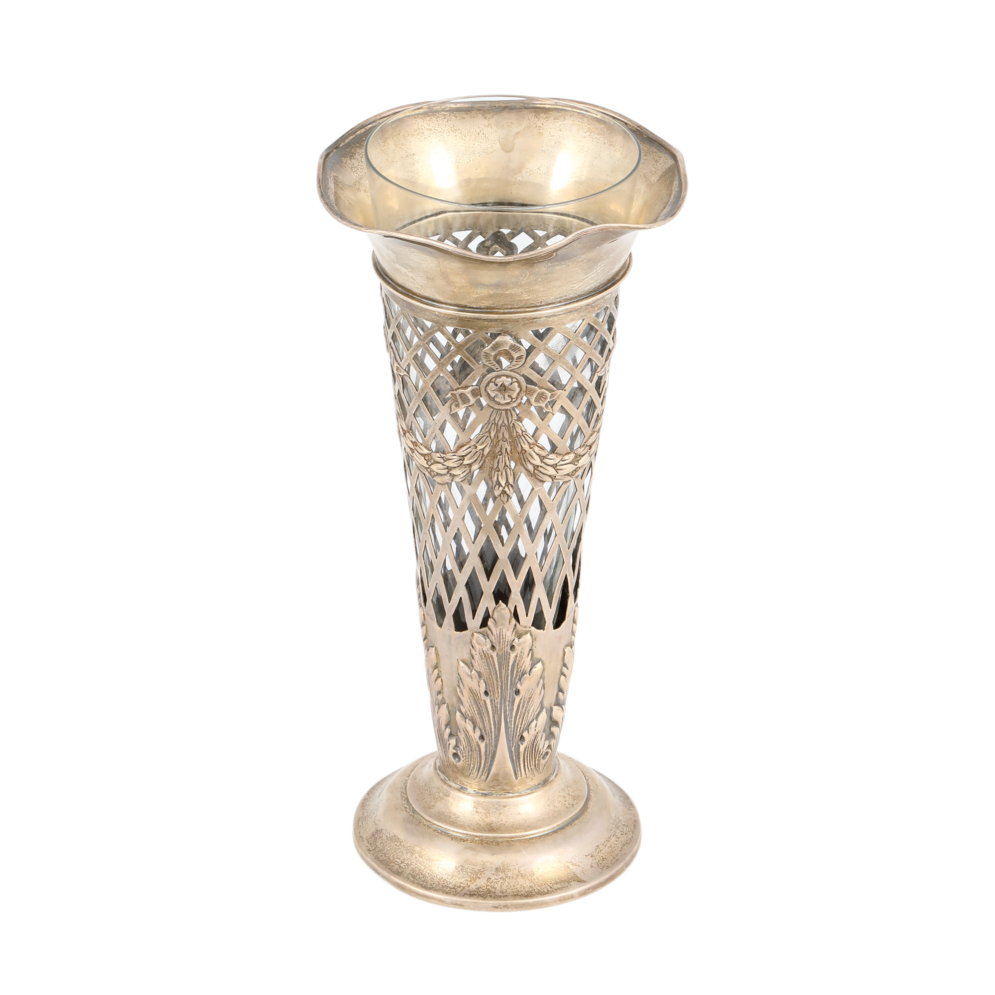 Solifloră din argint Shreve Crump & Low și cristal, decorat cu ghirlande și traforaj