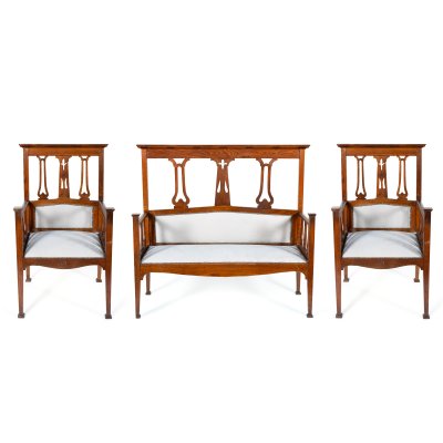 Arts and Crafts living room set, consisting of a bench and two armchairs, circa 1900