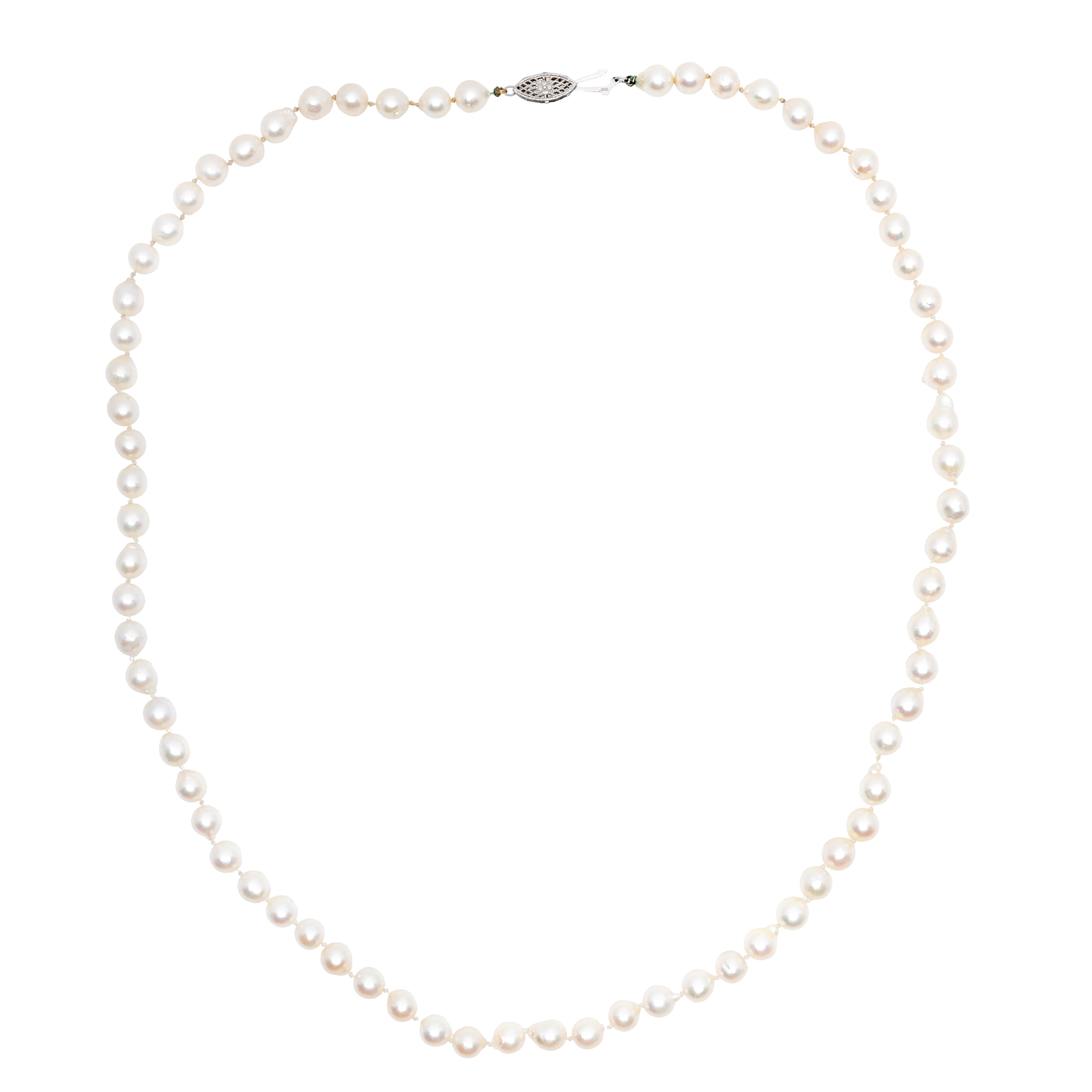 Pearl necklace, decorated with white gold clasp