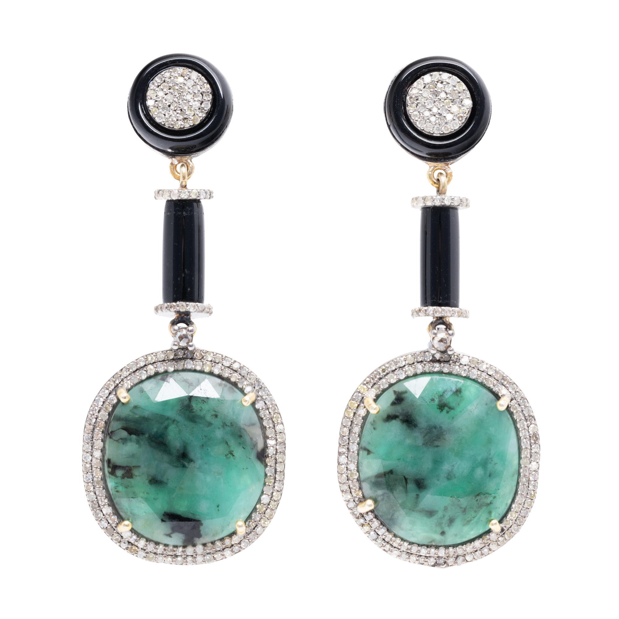 Pair of gold and silver earrings, adorned with diamonds, onyx and emeralds, accompanied by a GSI gemological certificate