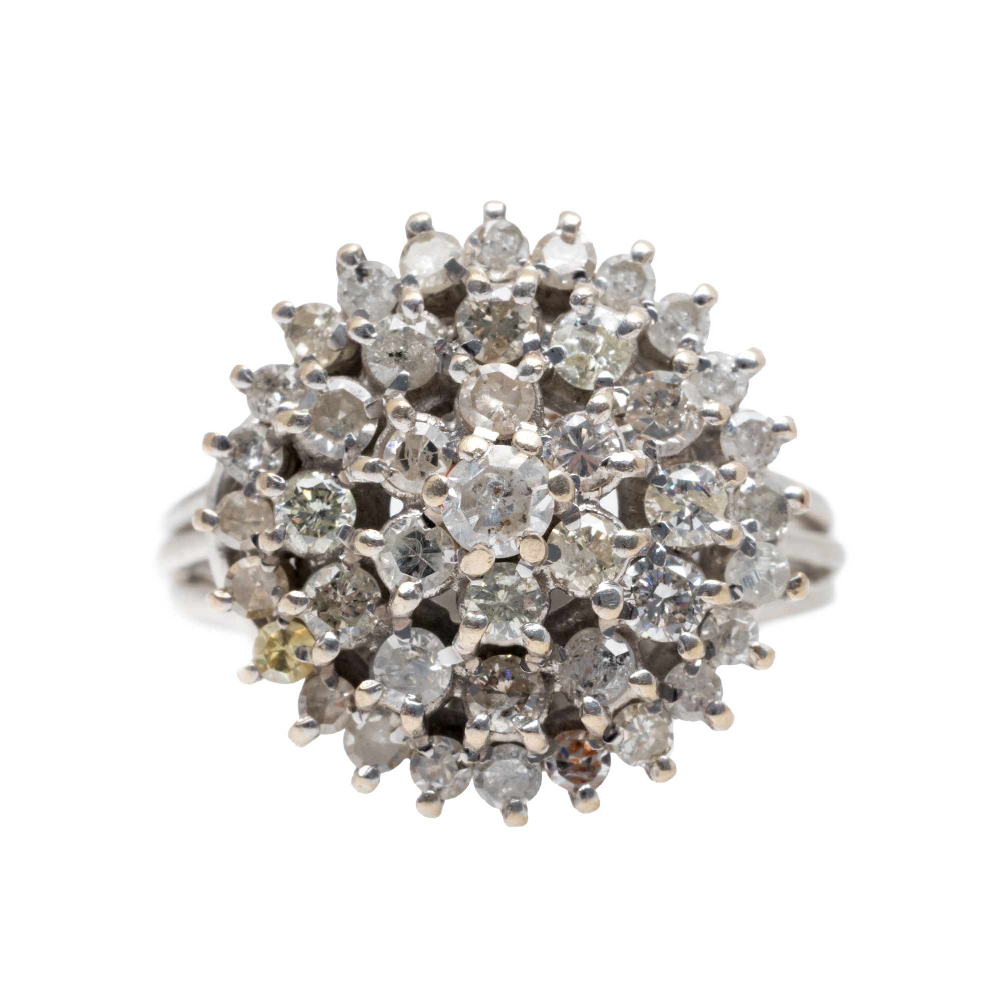 White gold ring, adorned with a multitude of concentrically arranged diamonds