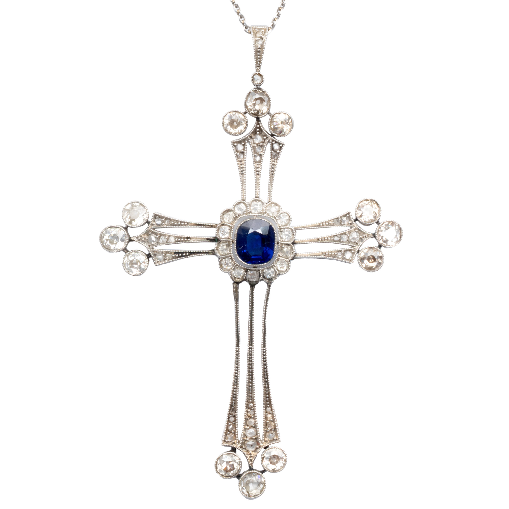 Superb lanț cu pandantiv din platină, în formă de cruce, decorat cu un safir și diamante