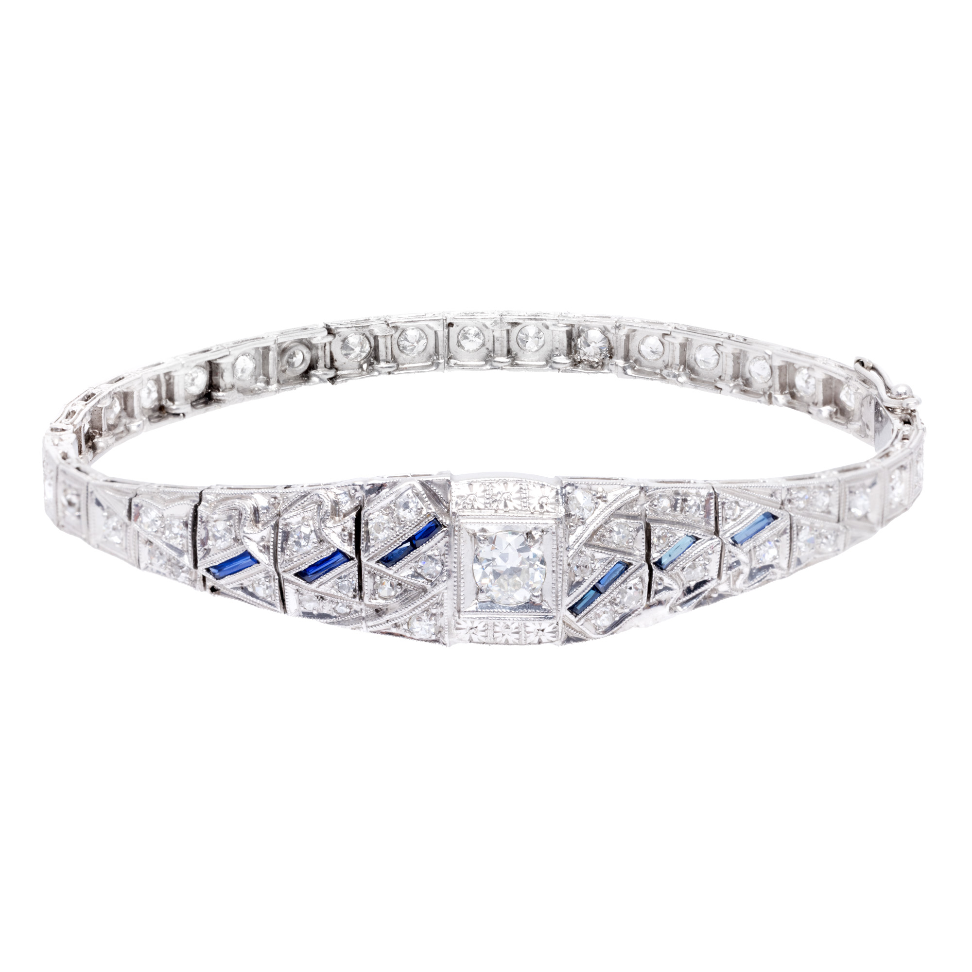 Art Deco bracelet, made of platinum, decorated with diamonds