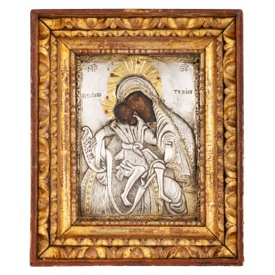 Icoană pe lemn, cu ferecătură din argint, "Maica Domnului cu Pruncul (Eleusa)”, școală grecească, a doua jumătate a sec. XVIII, piesă rară, de colecție