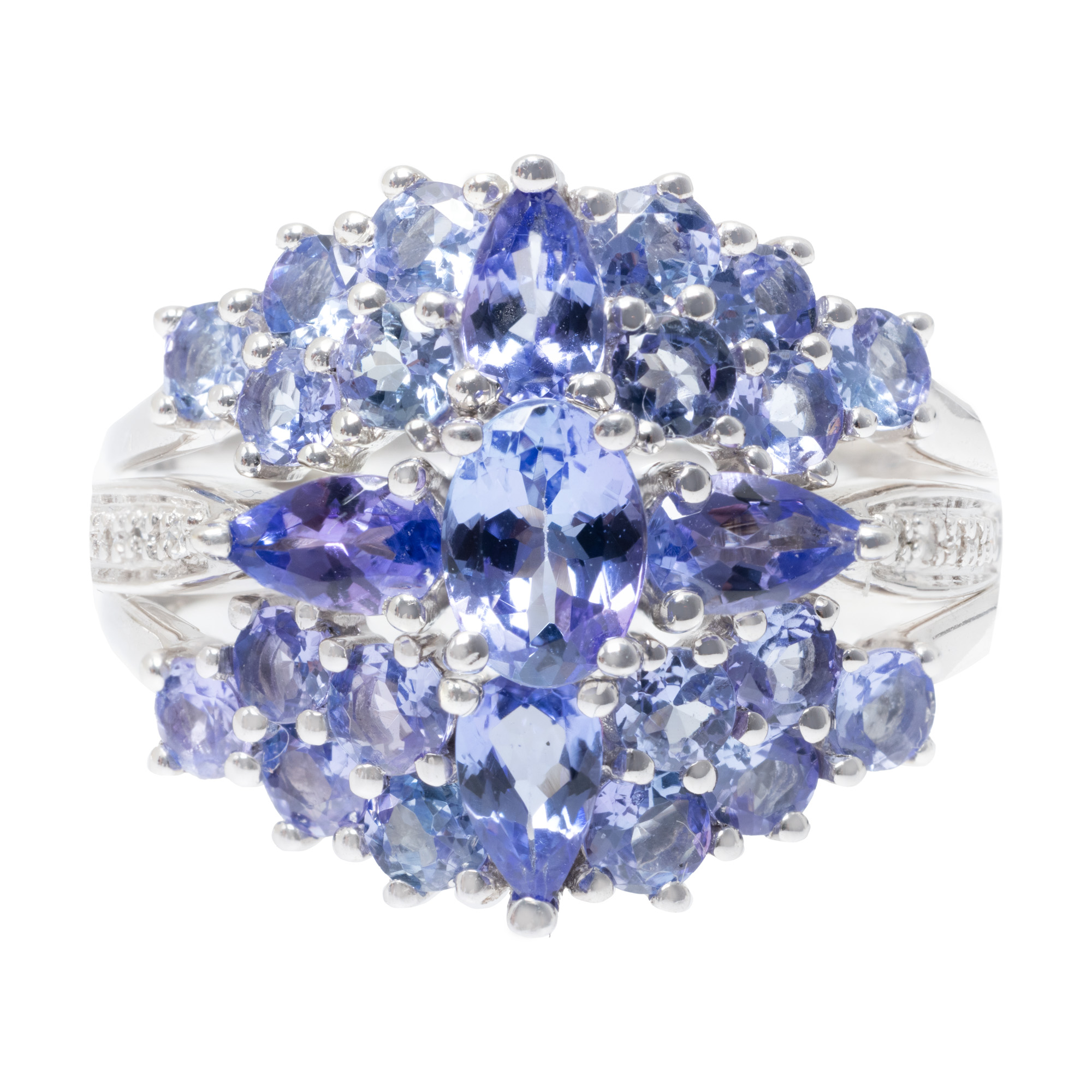 Detachable silver ring, decorated with tanzanite and diamonds