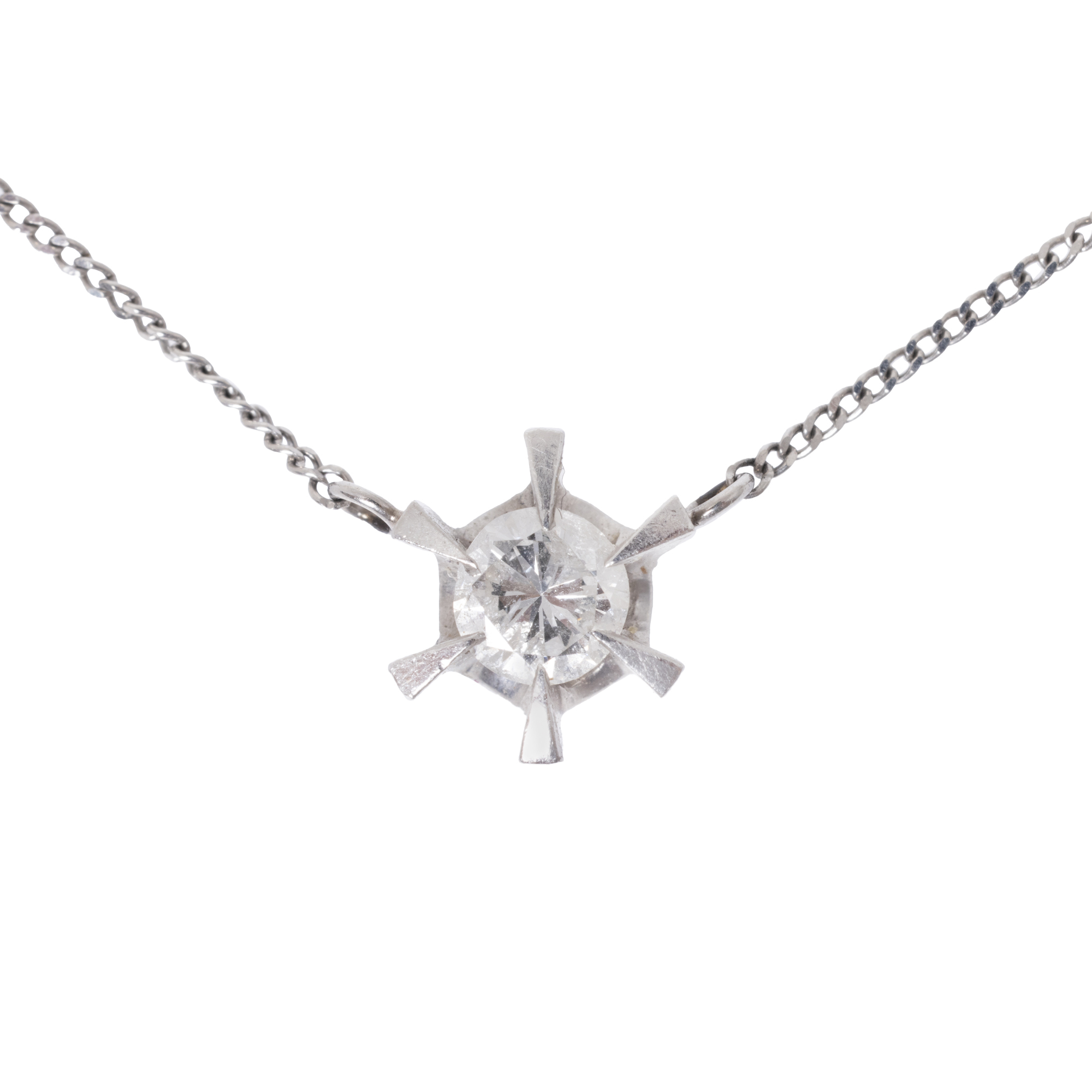 White gold necklace, decorated with diamond
