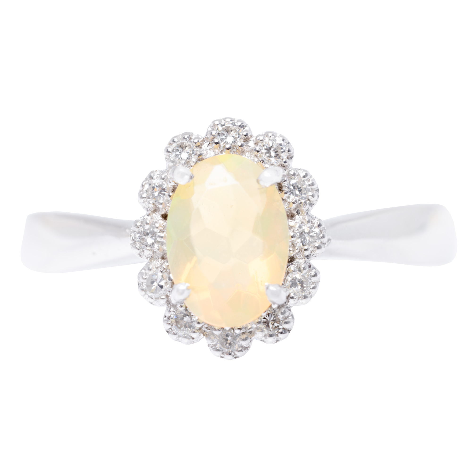 Inel din aur alb, ornat cu un opal anturat de diamante