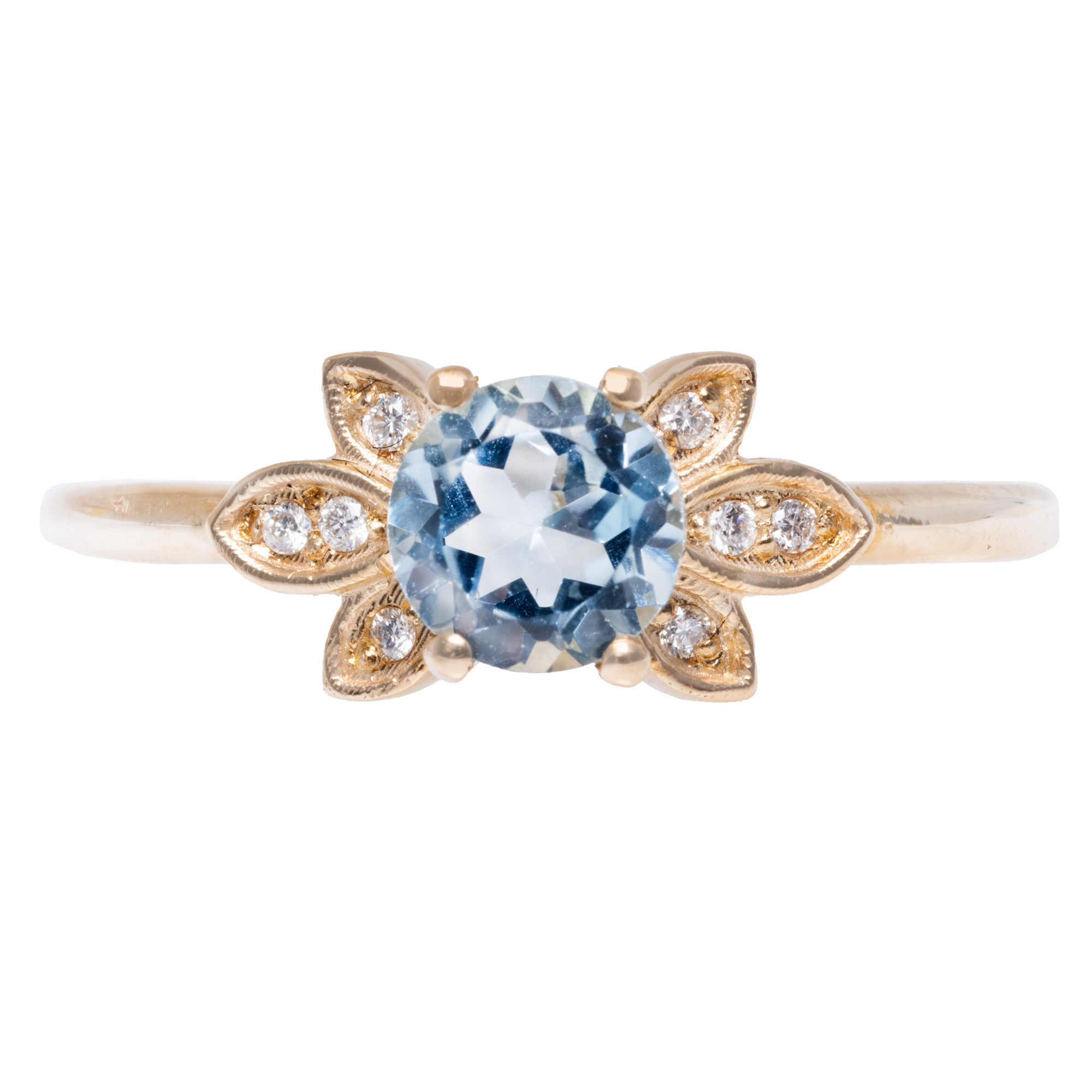 Gold ring, adorned with a topaz and diamonds