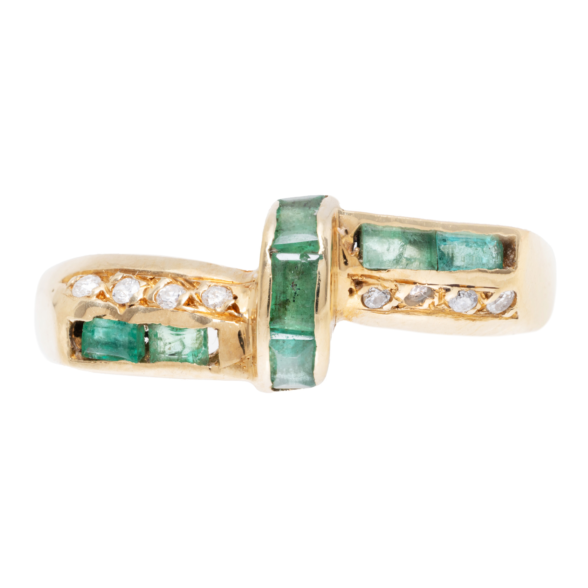 Gold ring, decorated with emeralds and diamonds