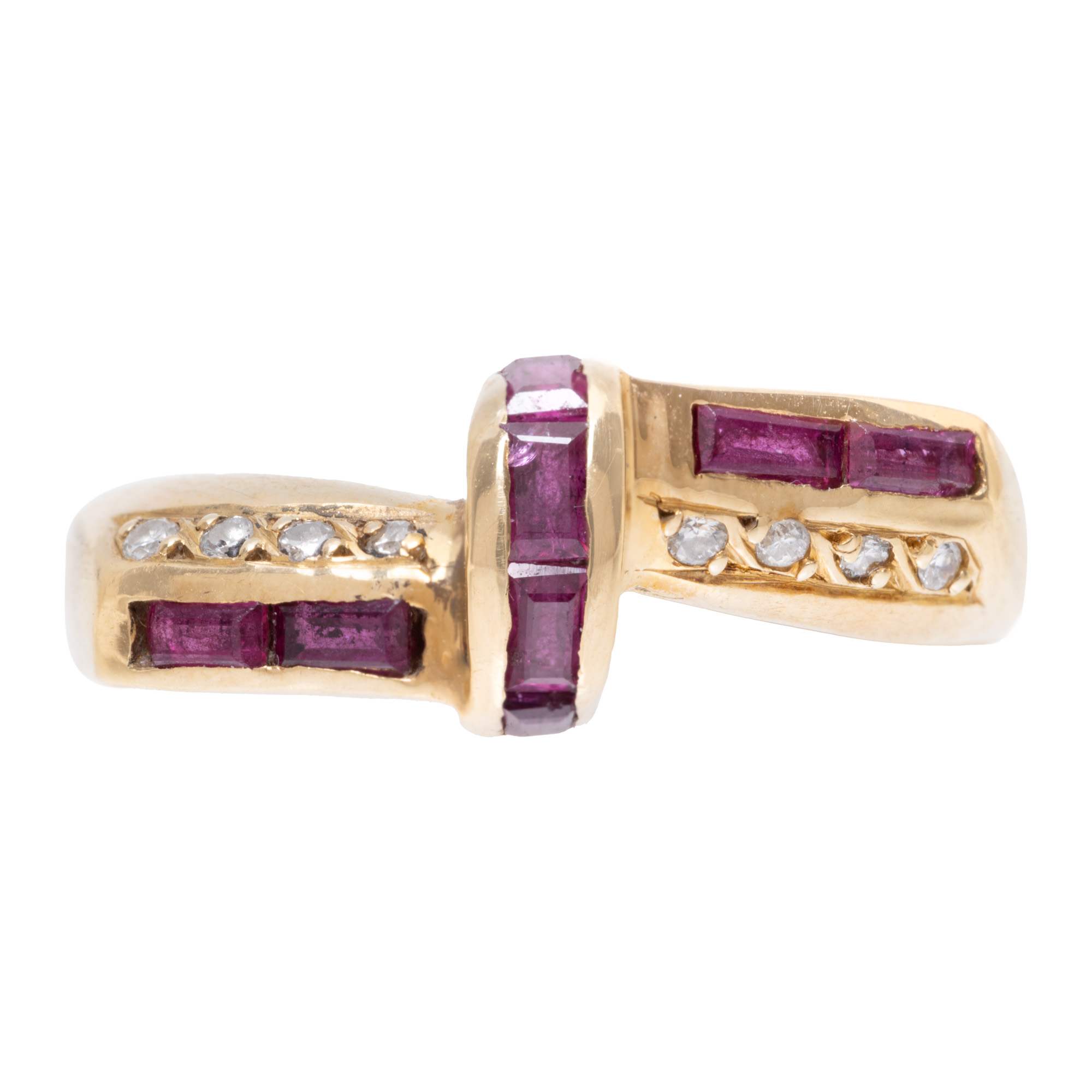 Gold ring, decorated with diamonds and rubies