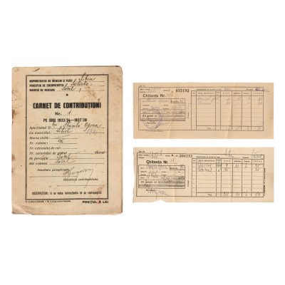 Lot format din ”Carnet de contribuțiuni fiscale”, pe anii 1933-1938, și două chitanțe de încasare a impozitelor, Sibiu, cu semnătura olografă a perceptorului