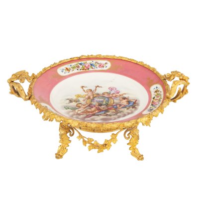 Louis XV style centerpiece, made of porcelain and gilt bronze mount, end of the 19th century