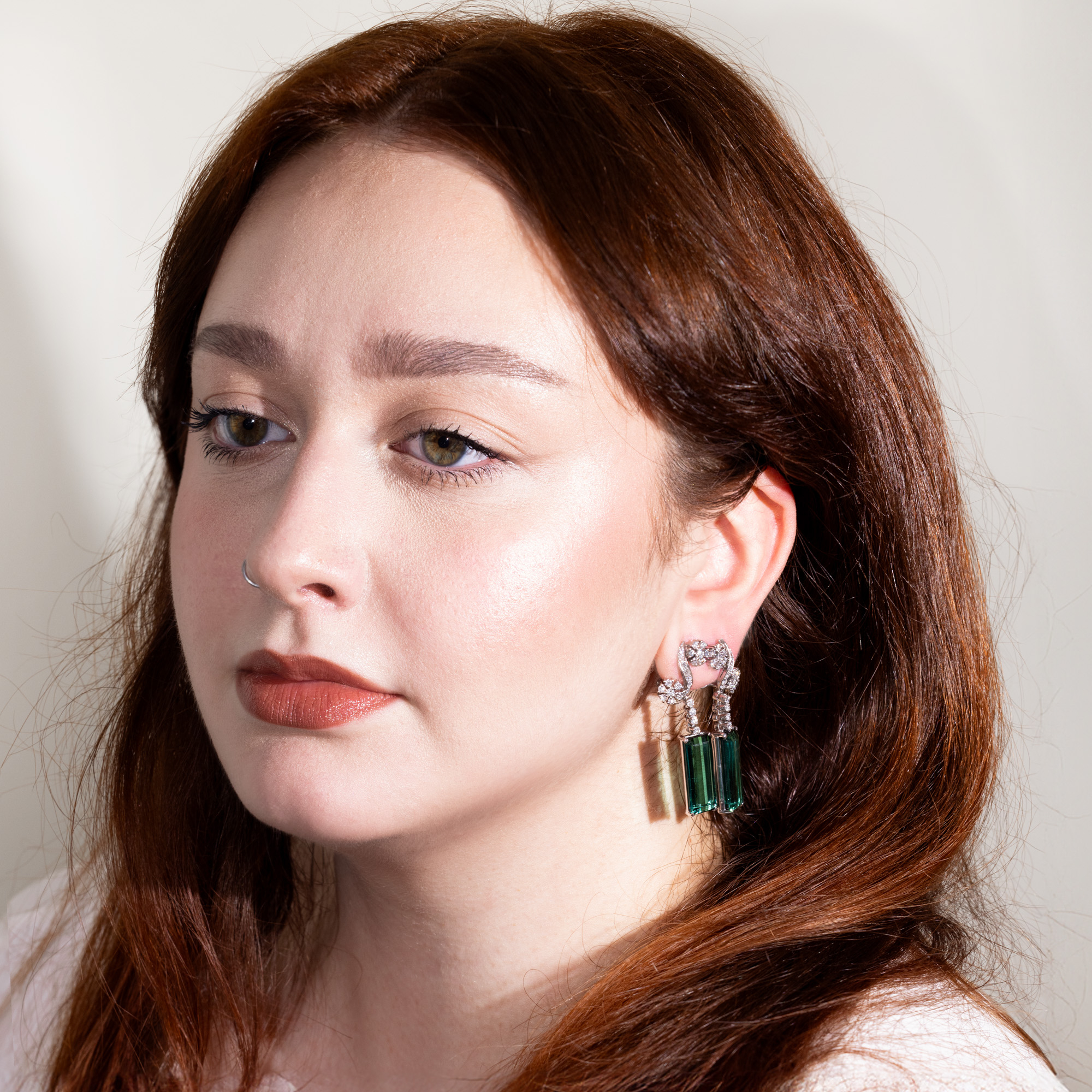 Impressive pair of H. Stern earrings, in white gold, decorated with tourmalines and diamonds, accompanied by an additional gemological certificate