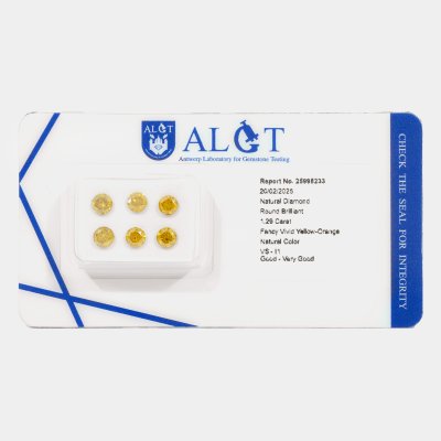 Set de șase diamante rotunde briliant, culoare fancy vivid orange, cca. 1,29 ct., însoțit de certificat gemologic AGLT