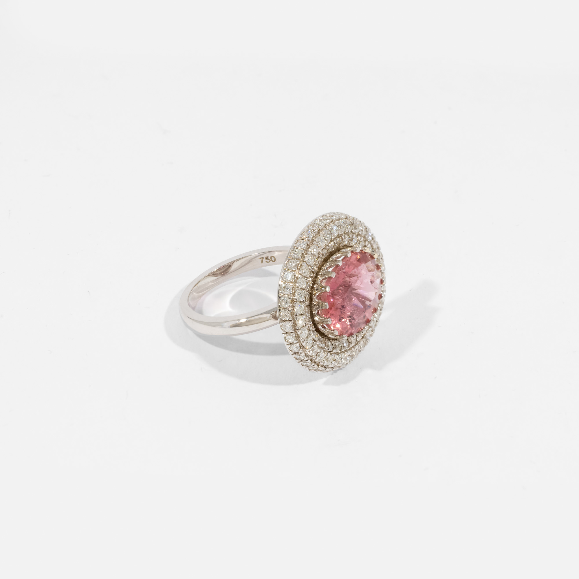 "Princess" - white gold ring, decorated with pink tourmaline, surrounded by diamonds, accompanied by an additional gemological certificate