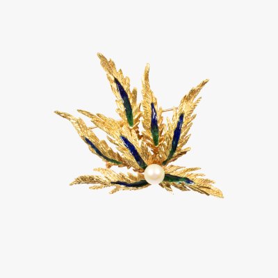 Cherny gold brooch, decorated with enamel and pearl
