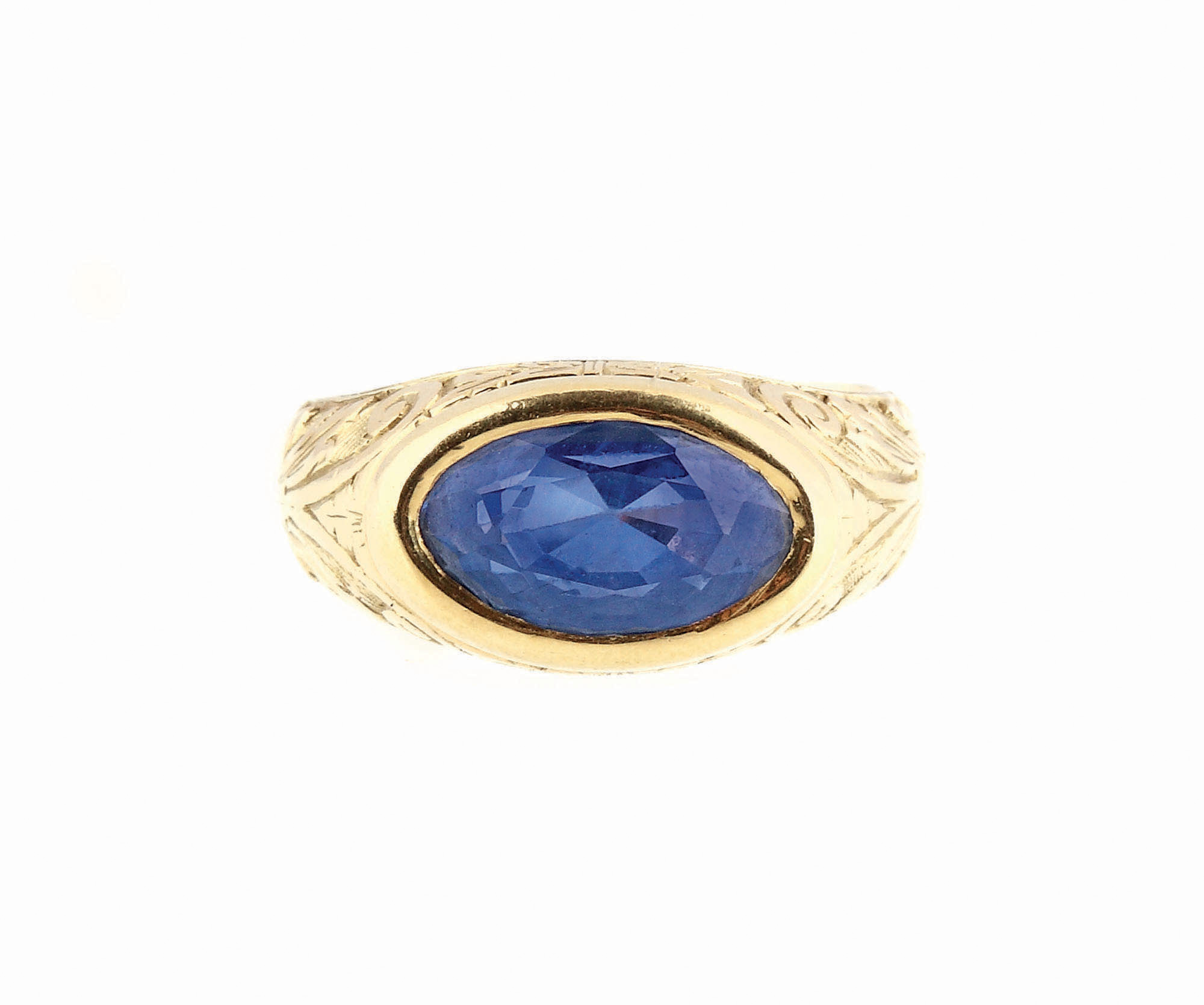 Inel din aur, decorat cu superb safir oval