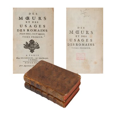 ”Moravurile și obiceiurile romanilor”, franceză, două volume, Paris, 1754, cu ex-libris ”Ion Lucian Murnu”, provine din colecția familiei de artiști Murnu