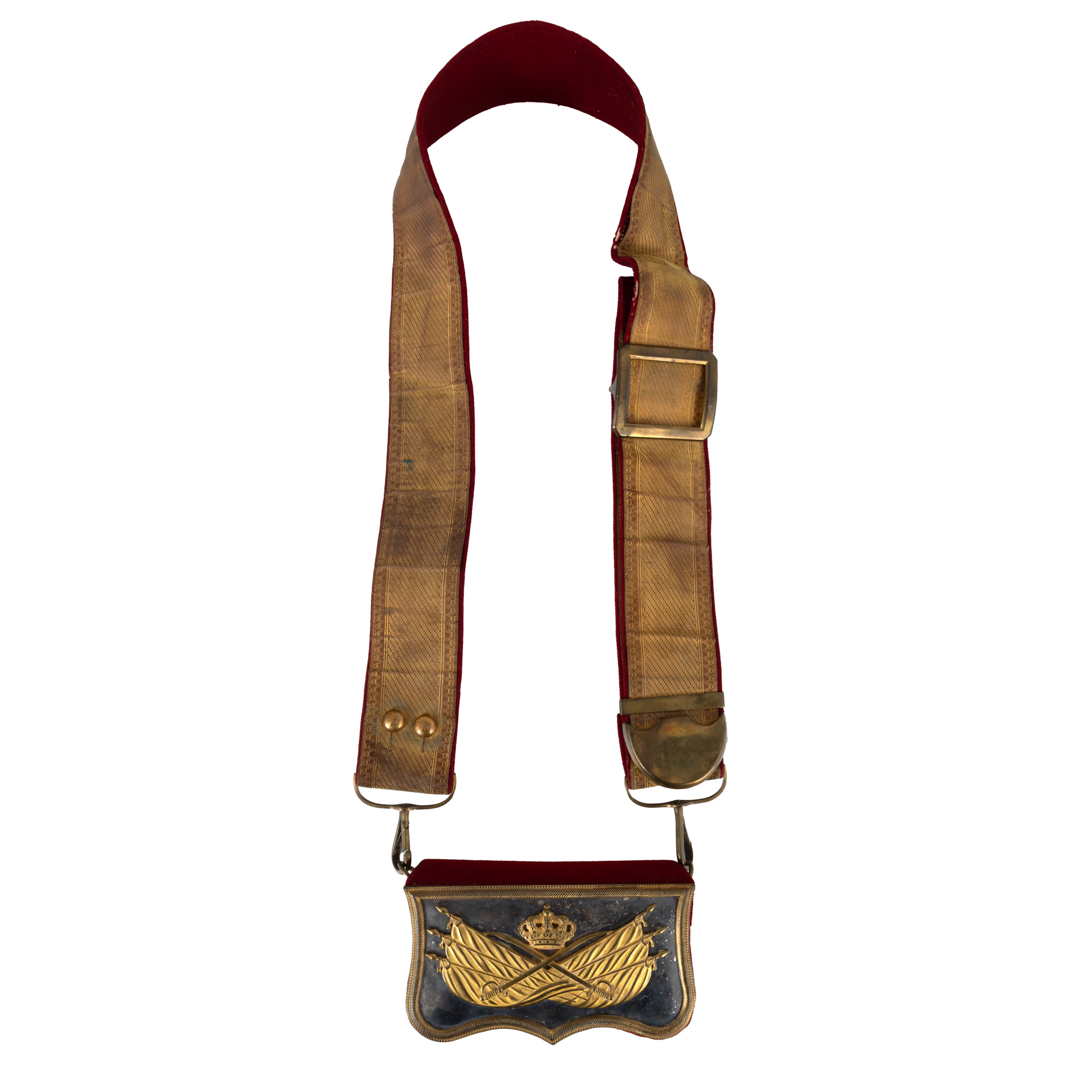 Leduncă, uniformă de paradă ce a aparţinut unui ofiţer de cavalerie, perioada Regelui Ferdinand I