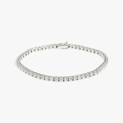 White gold tennis bracelet, paved with diamonds, accompanied by additional gemological certificate
