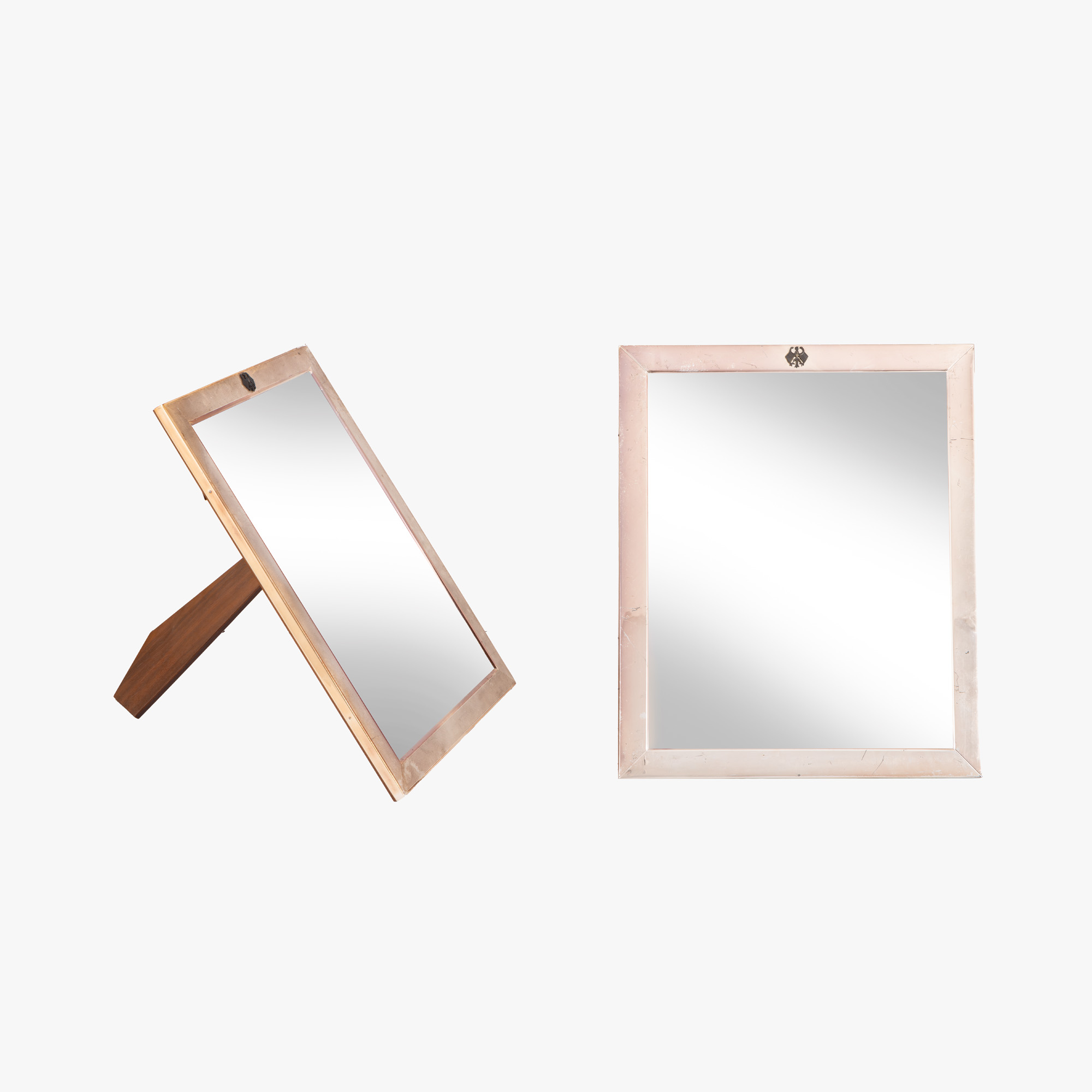 Pereche de rame din argint, cadou de protocol primit de Nicolae Ceaușescu din partea fostului cancelar german Helmut Kohl, cu ocazia vizitei de stat din octombrie 1984, însoțită de certificat R.A.A.P.P.S.