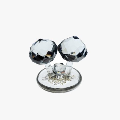 Statuetă din cristal fațetat, sub forma unor ciupercuțe, cadou de protocol din partea Comitetul Județean de Partid Sibiu pentru ultima zi de naștere a președintelui Nicolae Ceaușescu, 1989, însoțită de certificat R.A.A.P.P.S