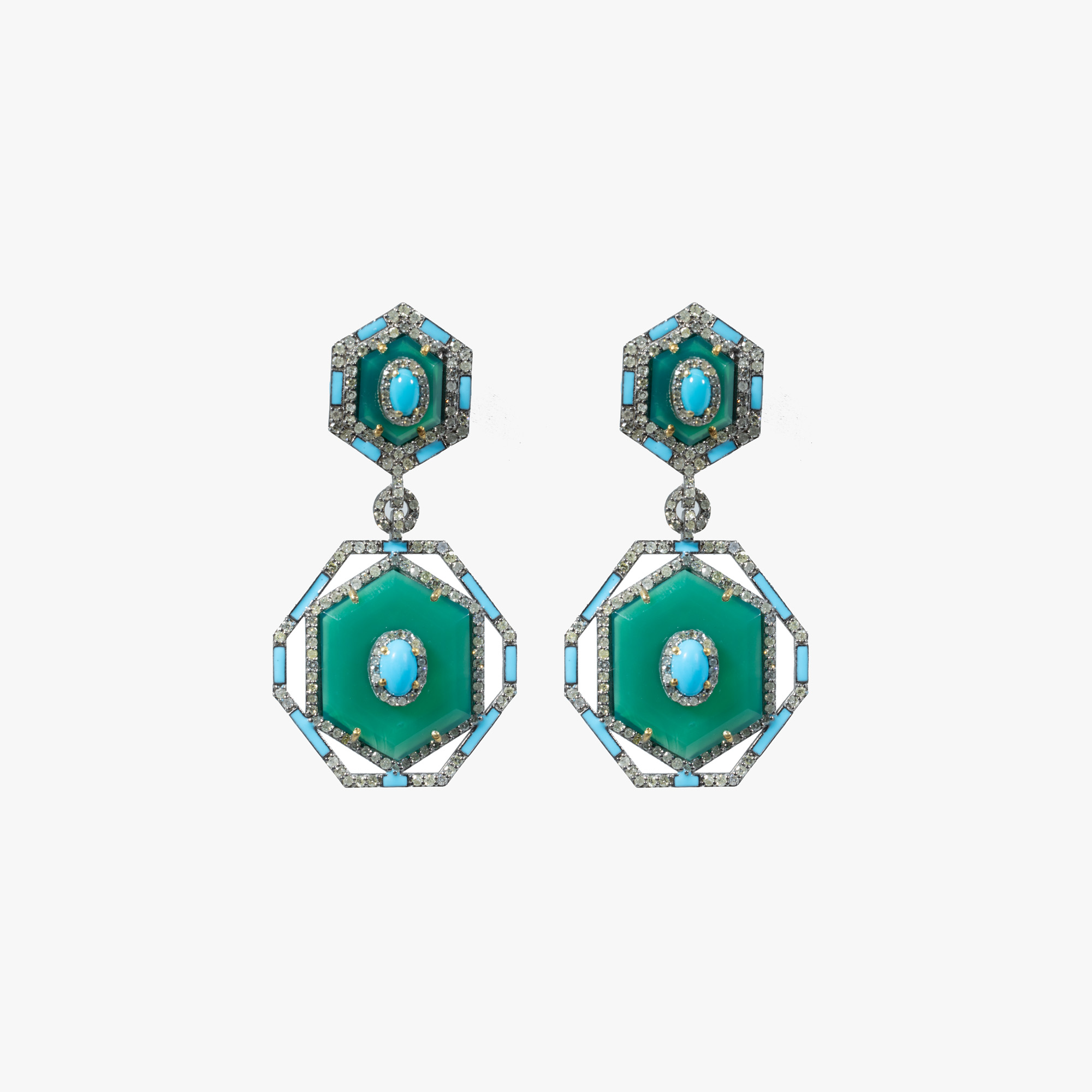 Pair of white gold and silver earrings, decorated with green onyx, turquoises and diamonds