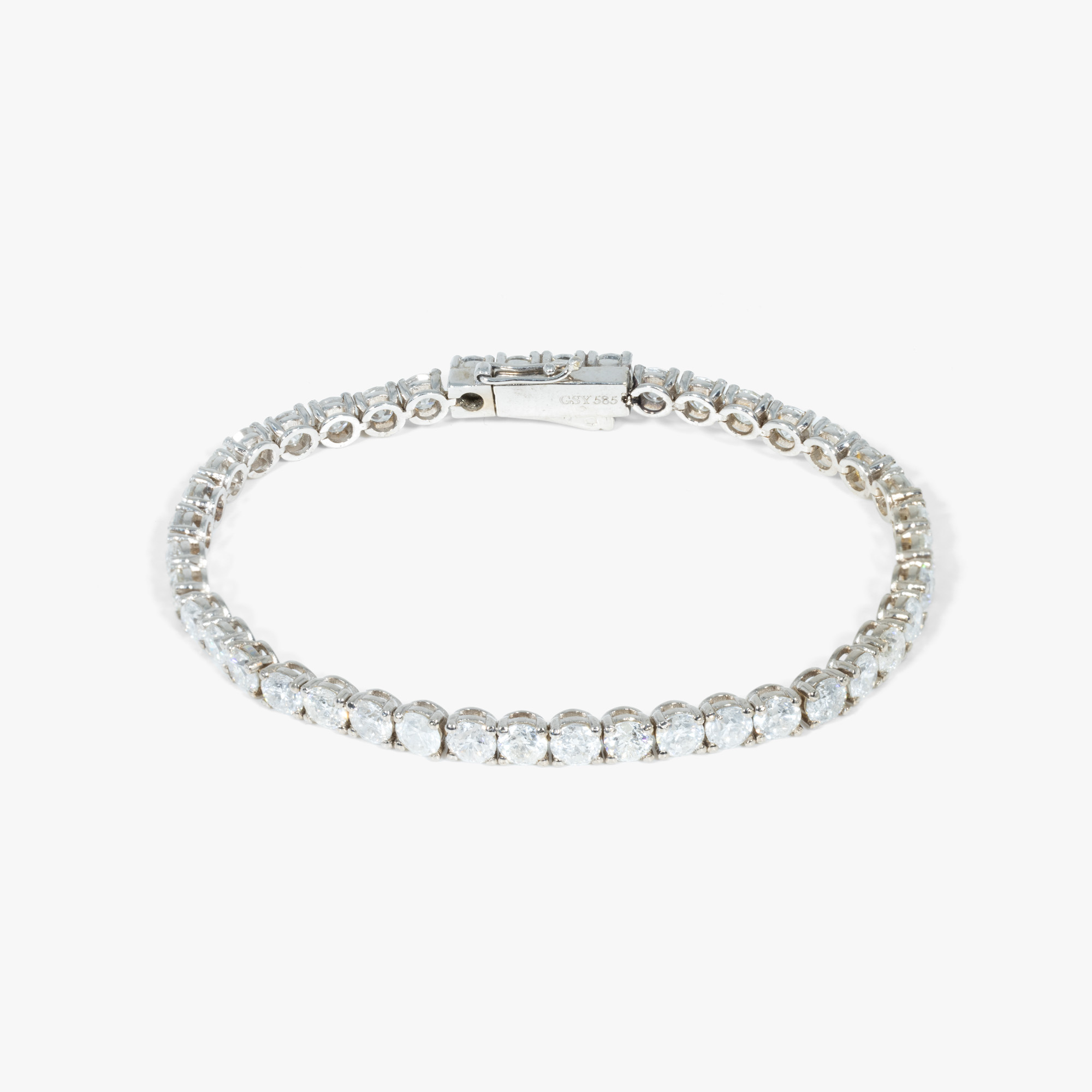 White gold tennis bracelet, paved with diamonds, accompanied by GW LAB gemological certificate