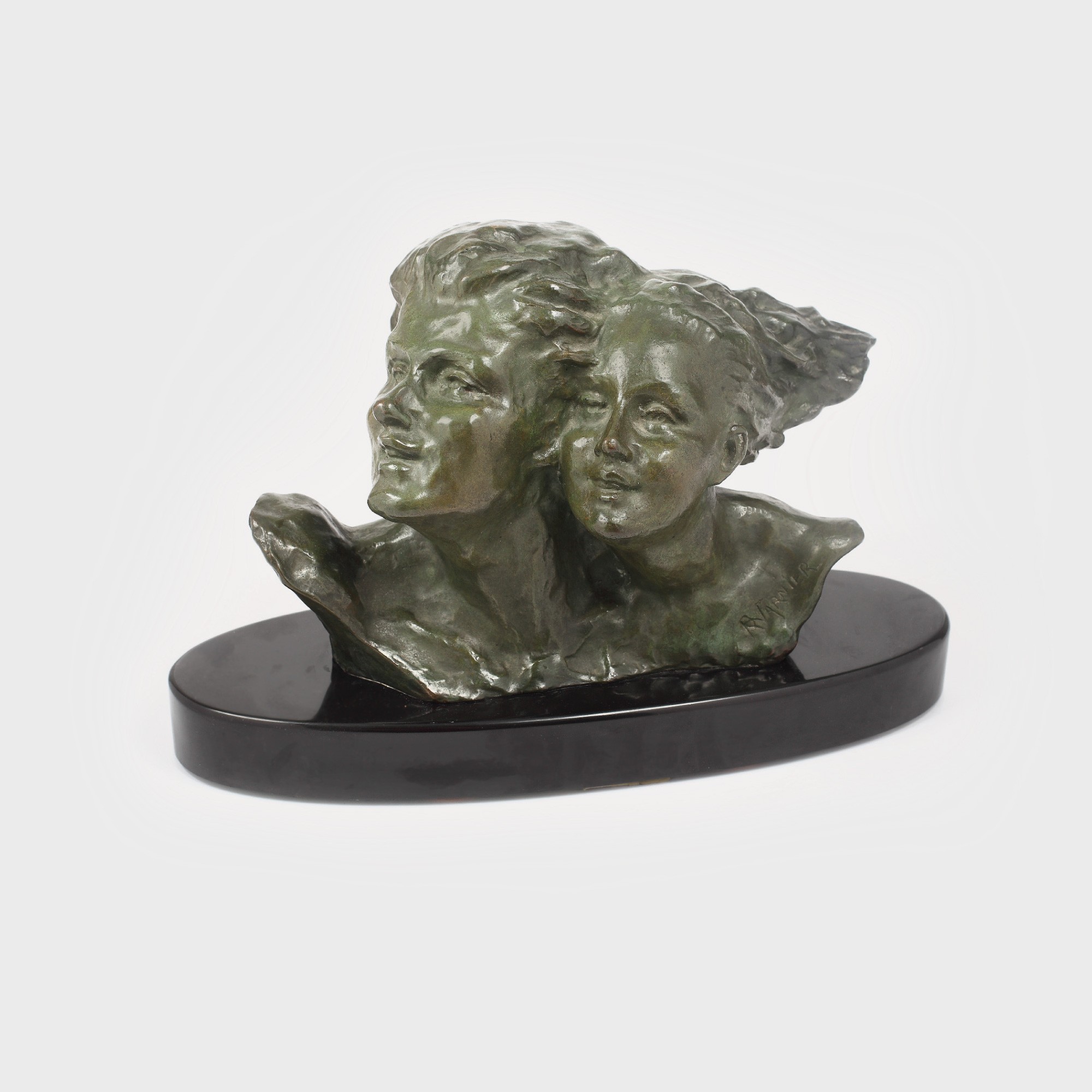 "Deux Adolescents", piesă decorativă din bronz, semnată R. Varnier