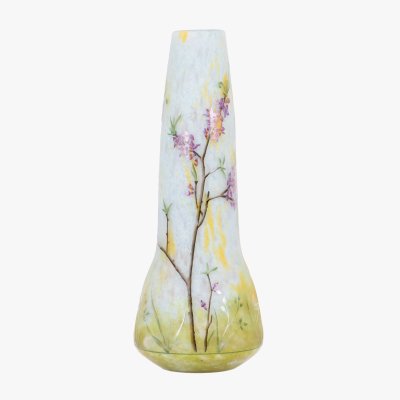 Spectaculos vas Daum Nancy, din sticlă colorată, gravată cu email, ornată cu flori, cca. 1915, piesă rară, de colecție