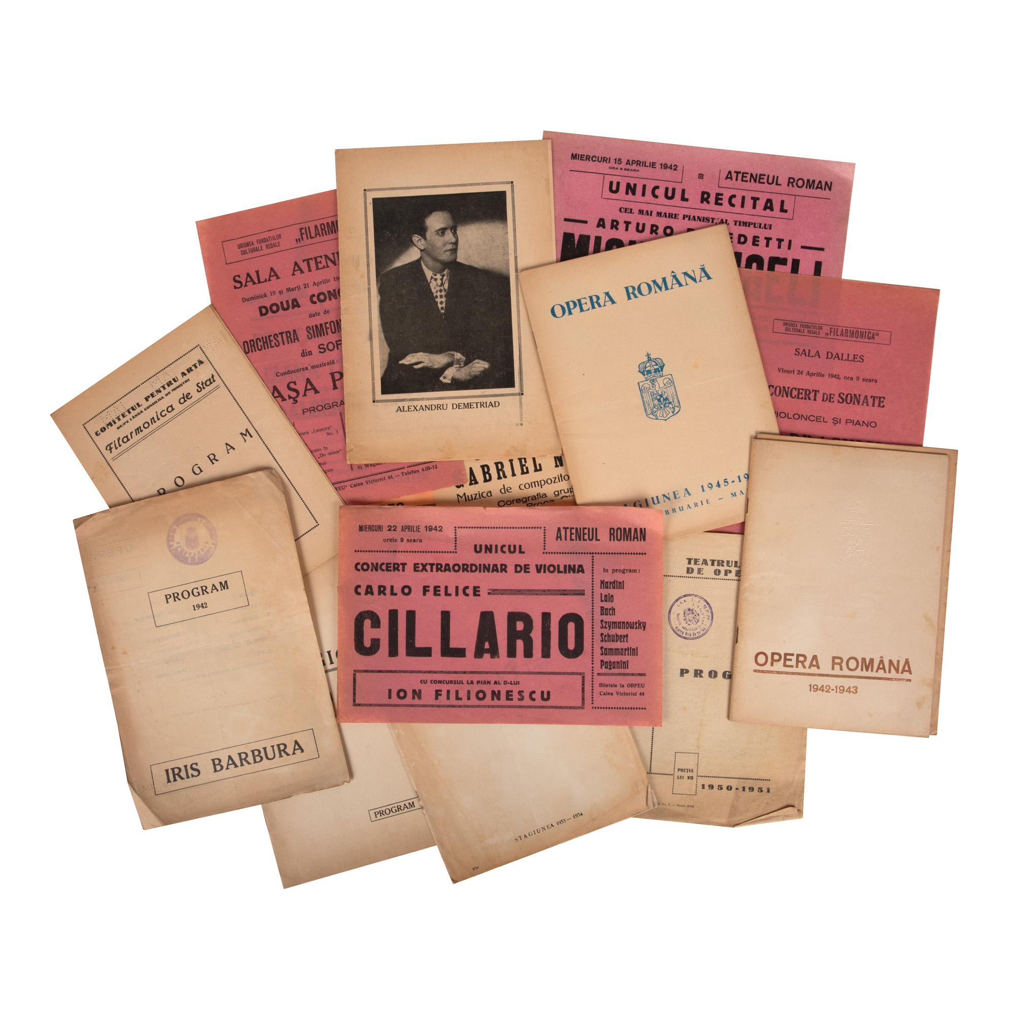 Lot consisting of 33 opera and symphonic concert programs, 1942-1954, from the collection of writer Pericle Martinescu