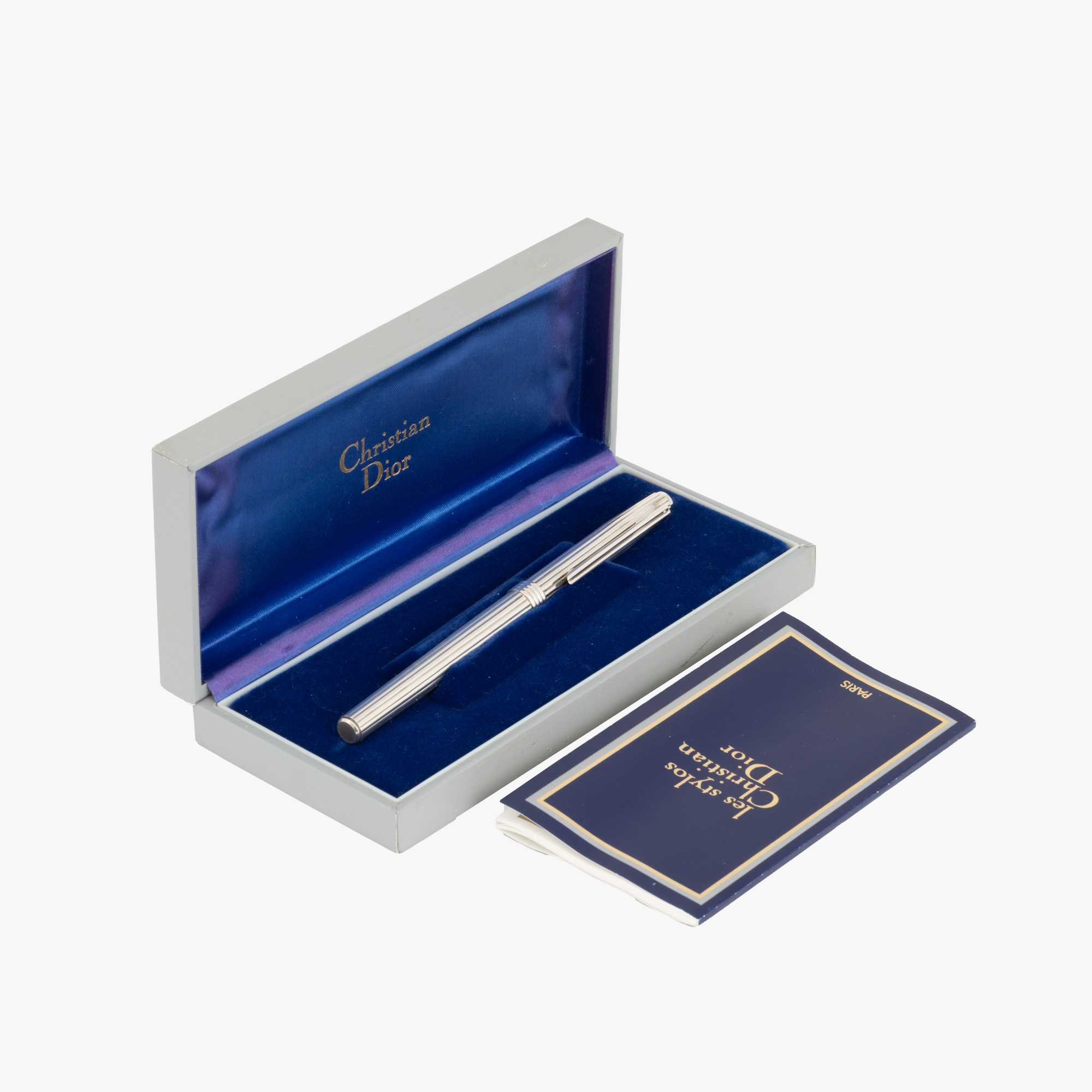 Stilou Christian Dior, din argint, cu diamant, cu peniță din aur, însoțit de cutia originală, card de garanție și manual de utilizare