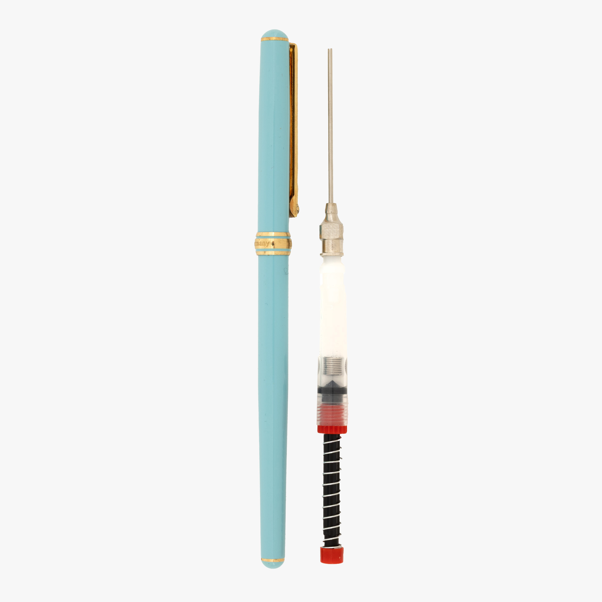 Stilou Tiffany & Co Blue, cu safir, însoțit de încărcător pentru cerneală