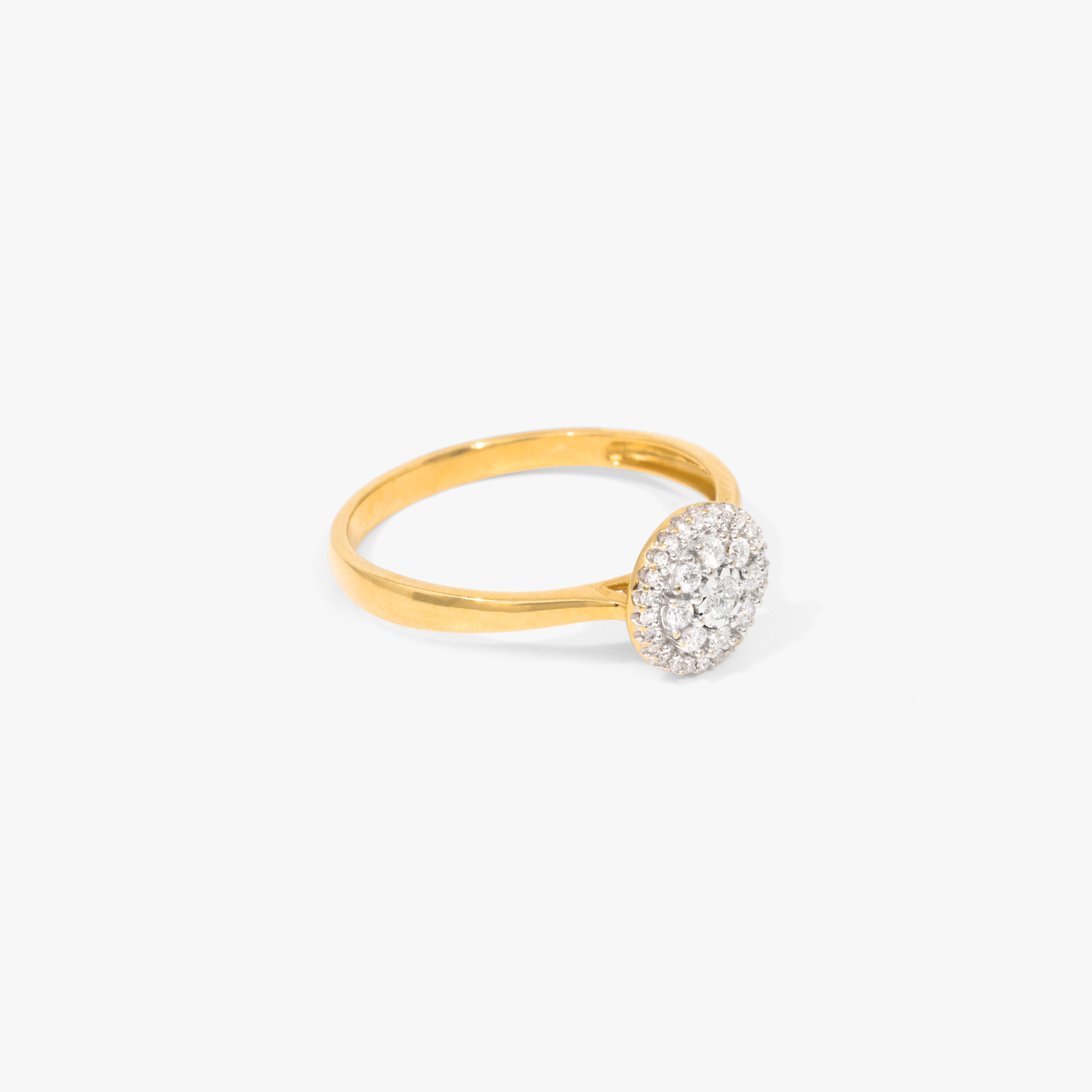 Gold ring decorated with diamonds