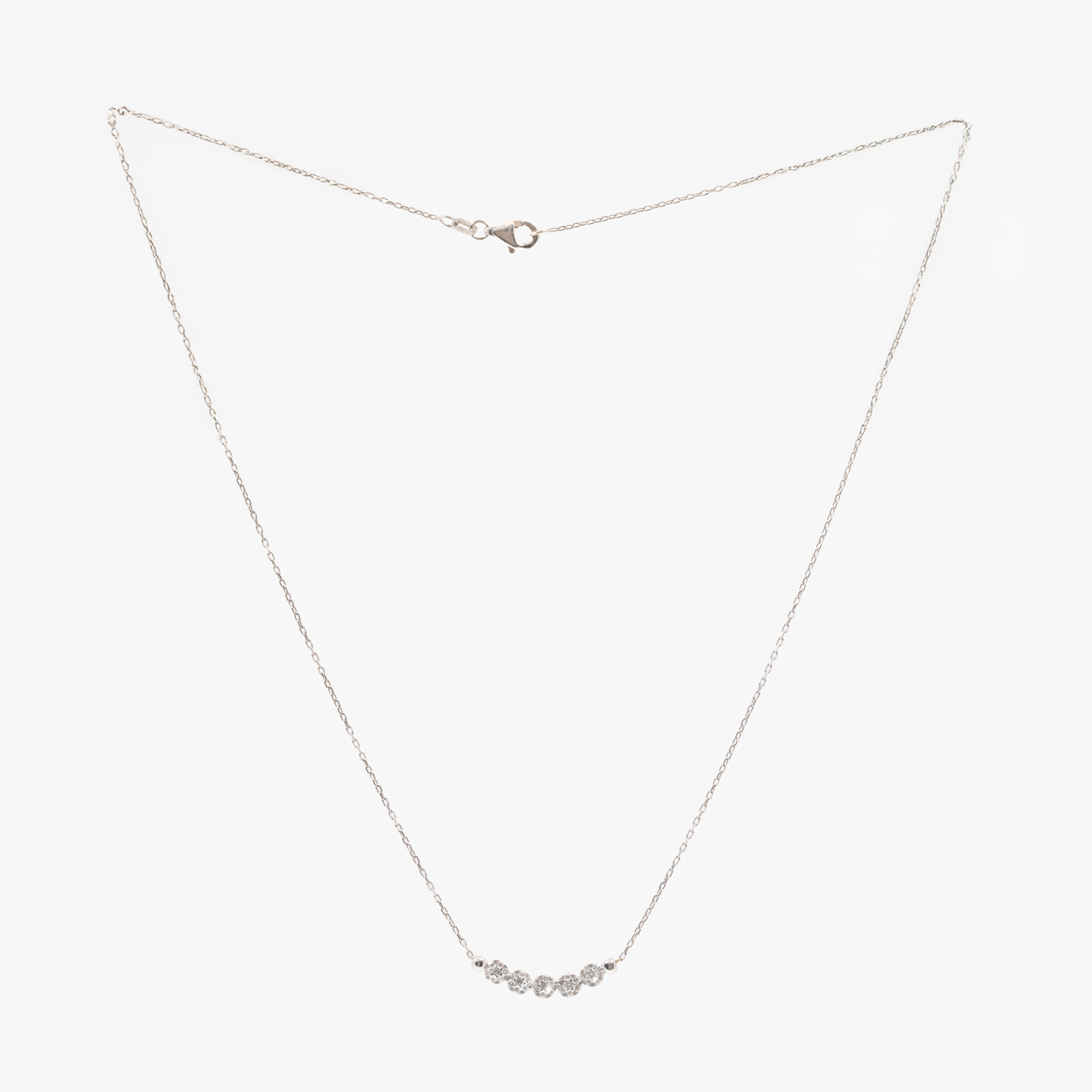 White gold necklace, decorated with a multitude of diamonds