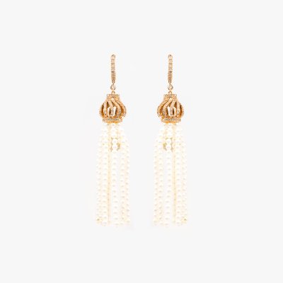 Pereche de cercei din aur roz, decorată cu diamante și perle