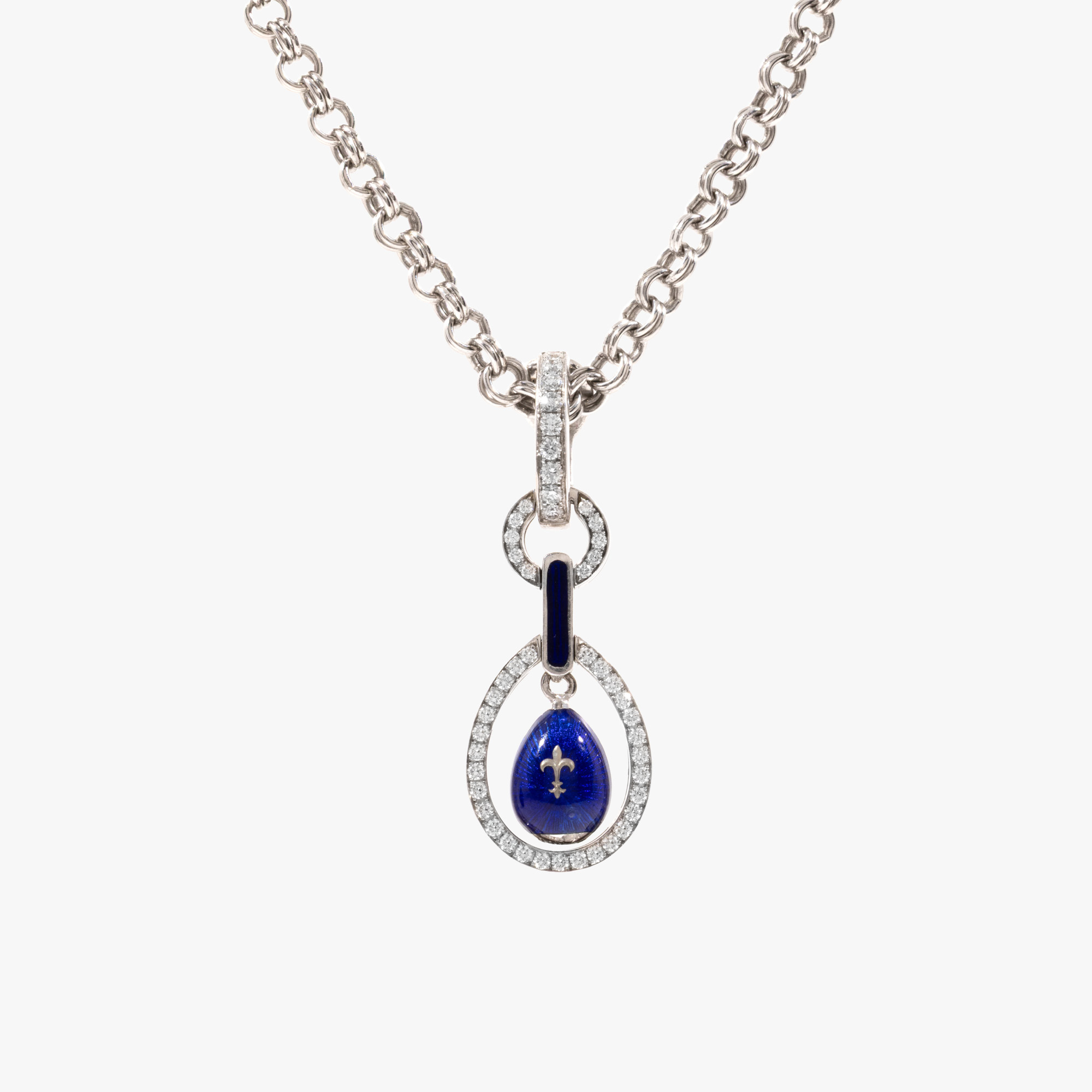 Lanț cu pandantiv Fabergé, din aur alb, decorat cu email și diamante, ediții limitate