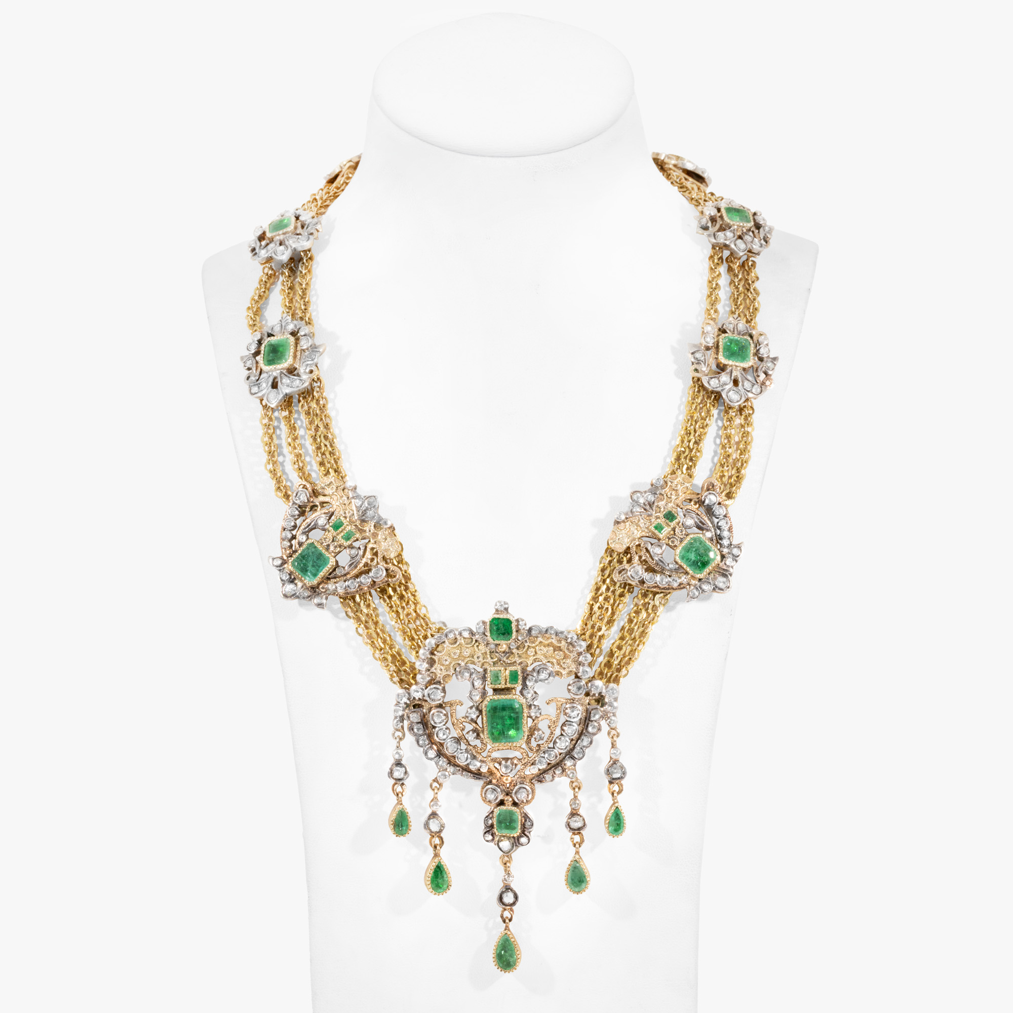Spectacular Victorian gold and silver necklace, decorated with a multitude of diamonds and emeralds, circa 1880
