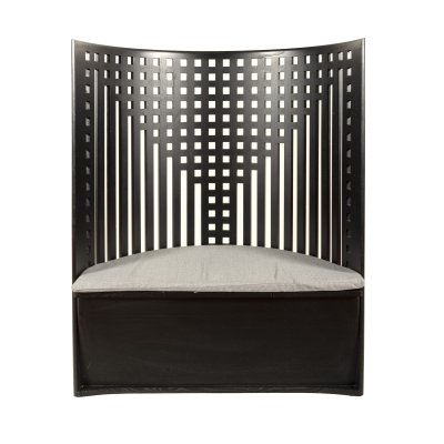 ”Willow” - banchetă din lemn ebenizat, design Charles Rennie Mackintosh pentru Cassina, anii 1980