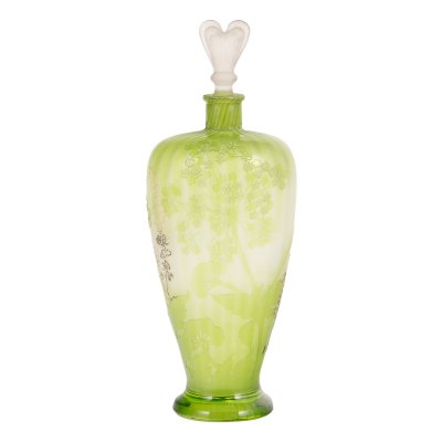 Vas-decantor Gallé, cu capac din sticlă opalină, decorat cu Achillea millefolium, cca. 1900