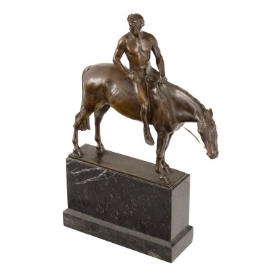"The Winner" - Bronze statuette, signed Albert Hinrich Hussmann, circa 1900