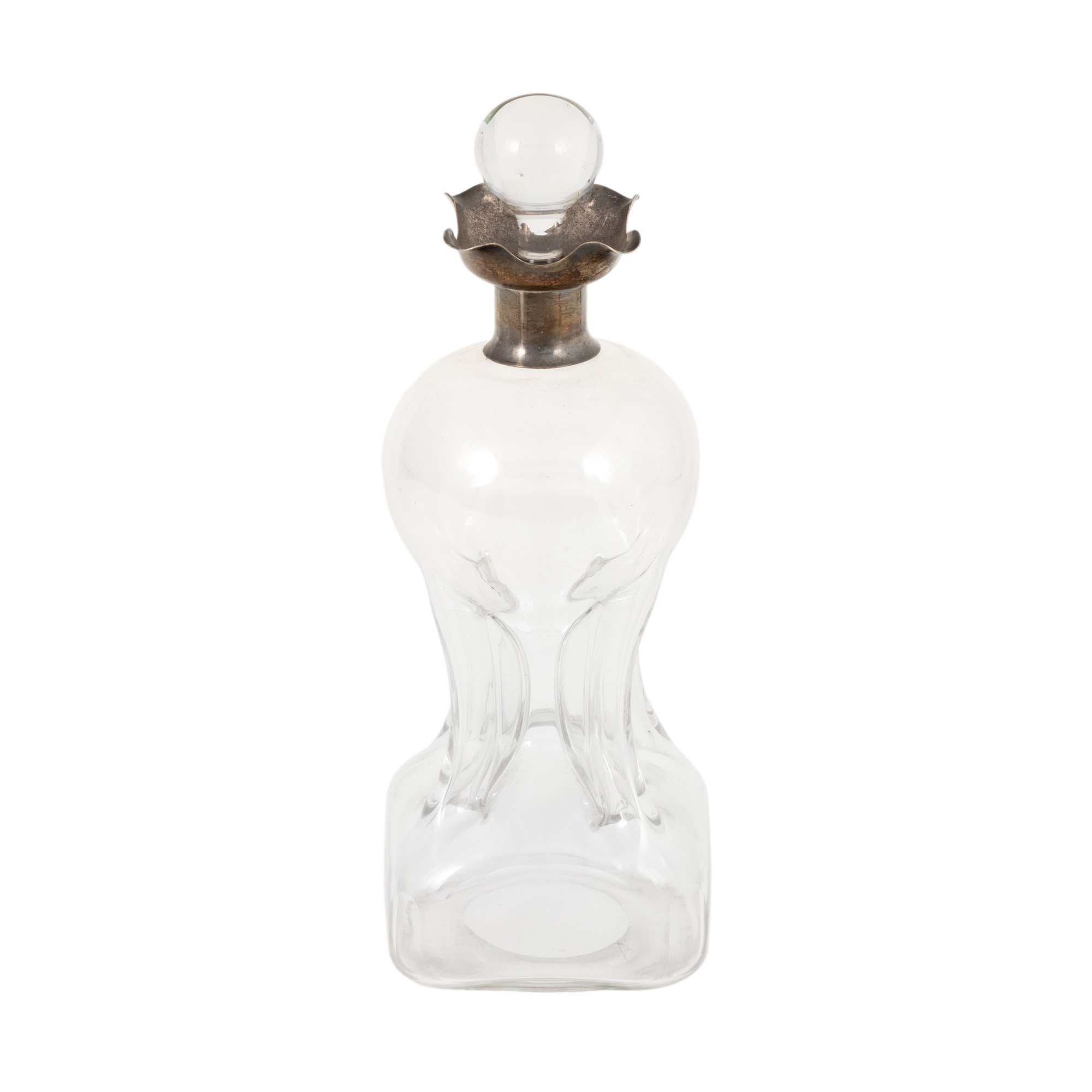 Decantor din sticlă, decorat cu bordură argintată, cca. 1900