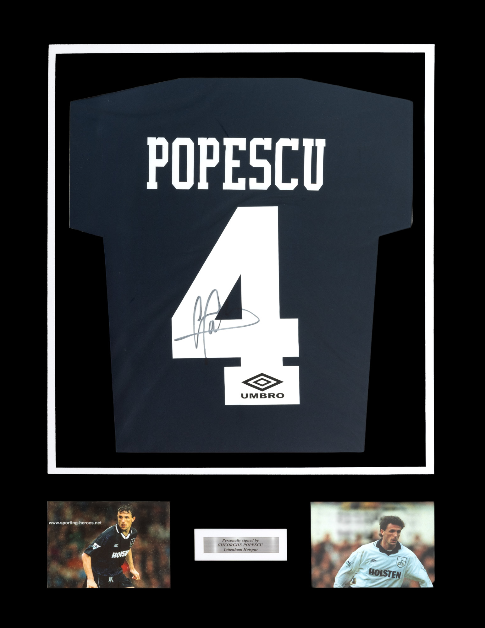 Tricou Tottenham Hotspur, cu semnătura olografă a lui Gheorghe "Gică" Popescu, înrămat