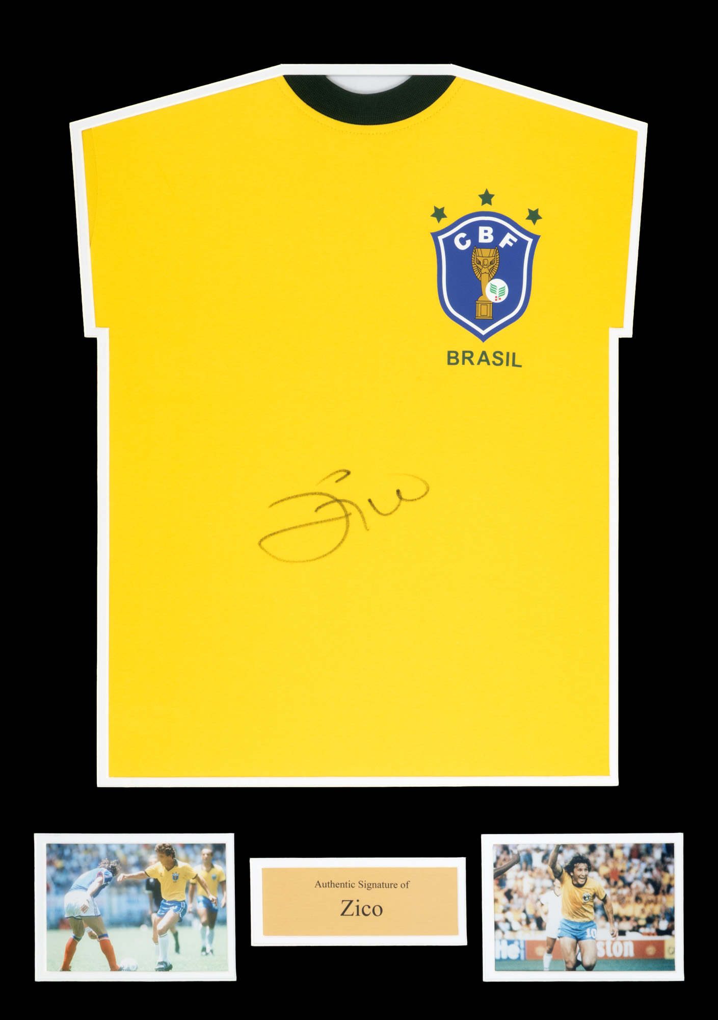 Tricou al echipei naționale a Braziliei, cu semnătura olografă a lui Arthur Antunes Coimbra, supranumit "Zico", înrămat