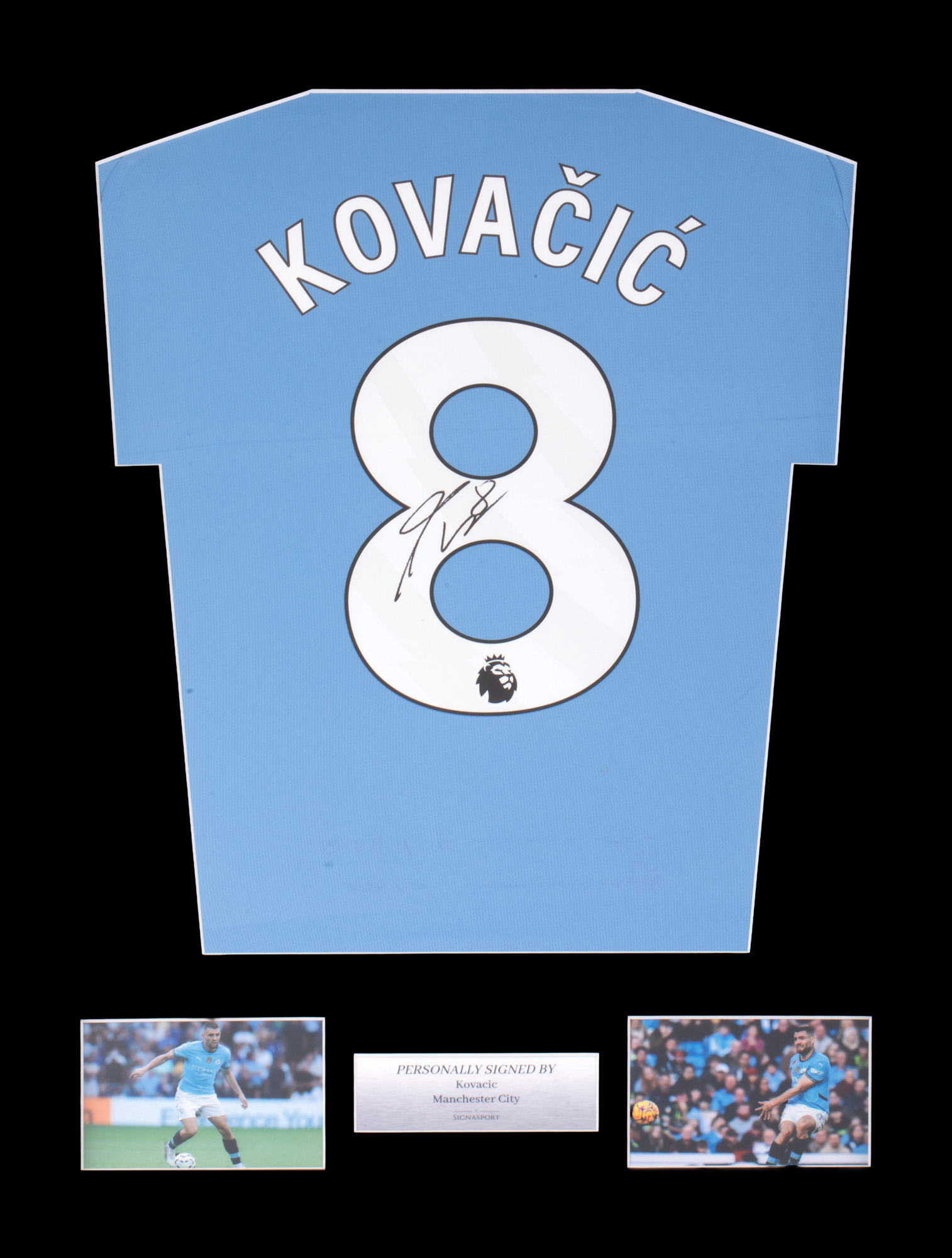Framed Manchester City T-Shirt, with Mateo Kovačić's holographic signature
